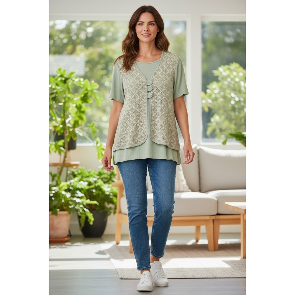 Alfred Dunner Womens Size 16 Sage Green Lace Layered Blouse Comfort Fit Church